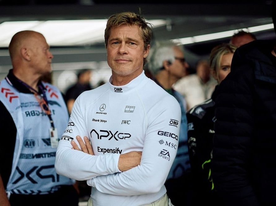 《F1》布萊德彼特口袋為何要放撲克牌？導演親自揭秘背後原因引熱議！