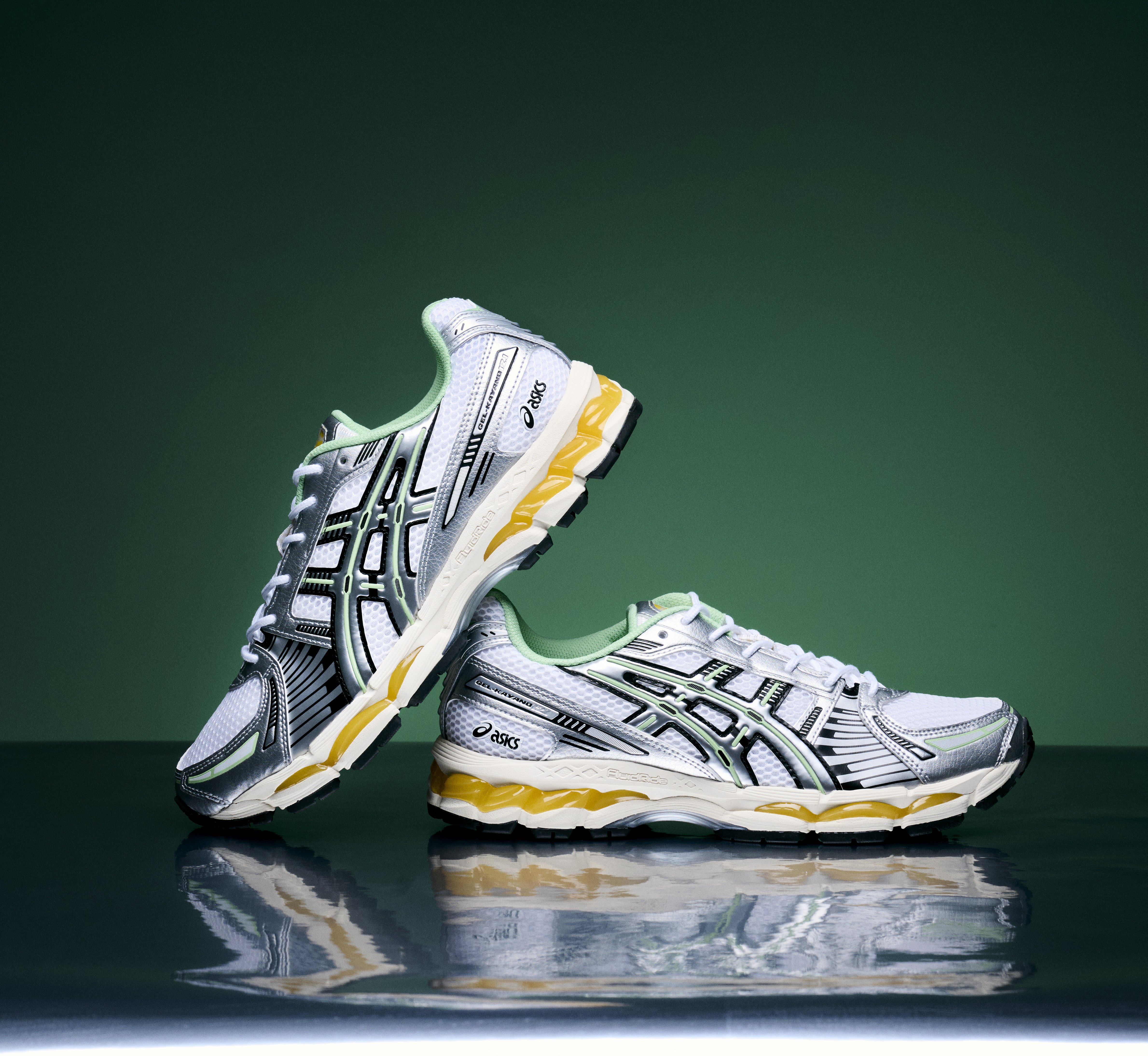 從性能到風格都升級！ASICS GEL-KAYANO 12.1 強勢回歸，用新色寫下潮流續章！