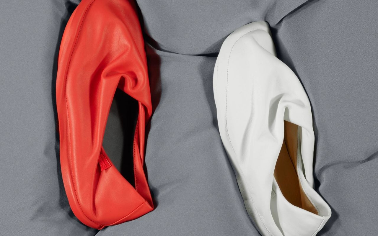 ISSEY MIYAKE x Camper 聯名鞋款登場!結合日西工藝全新設計,發售詳情完整公開!