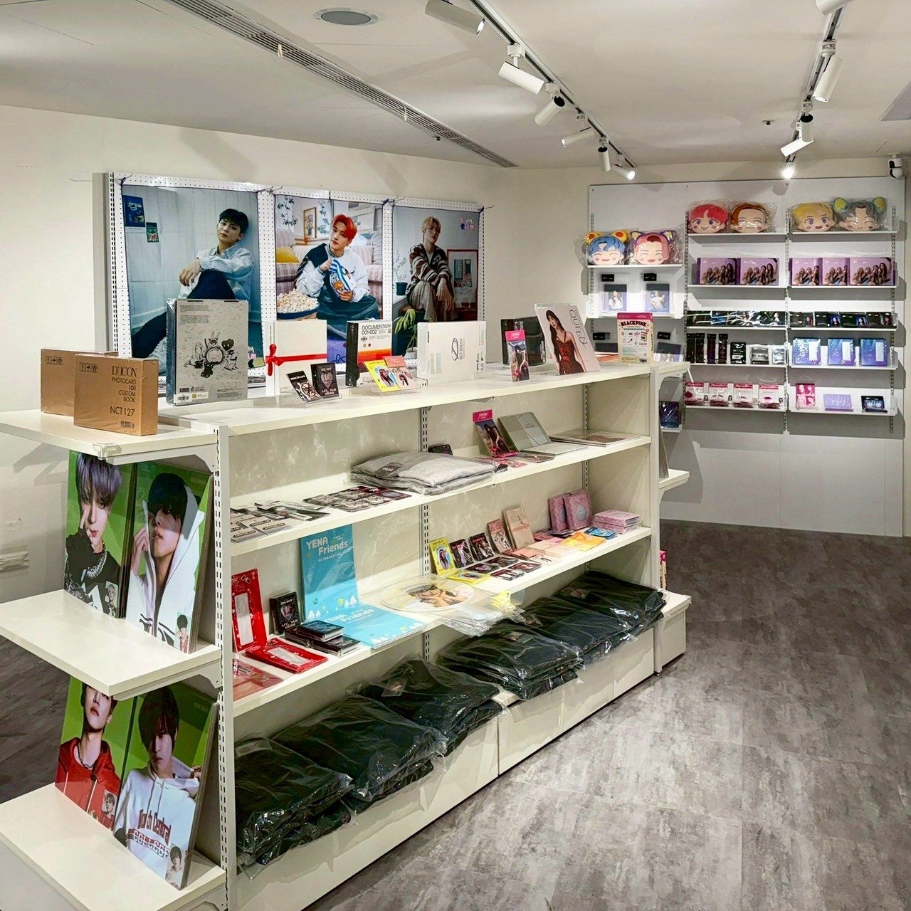 K-POP 周邊品牌 FANME 進駐小巨蛋!ATEEZ 快閃小卡、NCT x 三麗鷗抱枕、開幕限定好禮不容錯過!