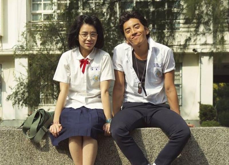 韓國吹起「台灣制服熱」風潮！《夜校女生》上映直接做成周邊賣，韓網瘋狂：「好想要！」