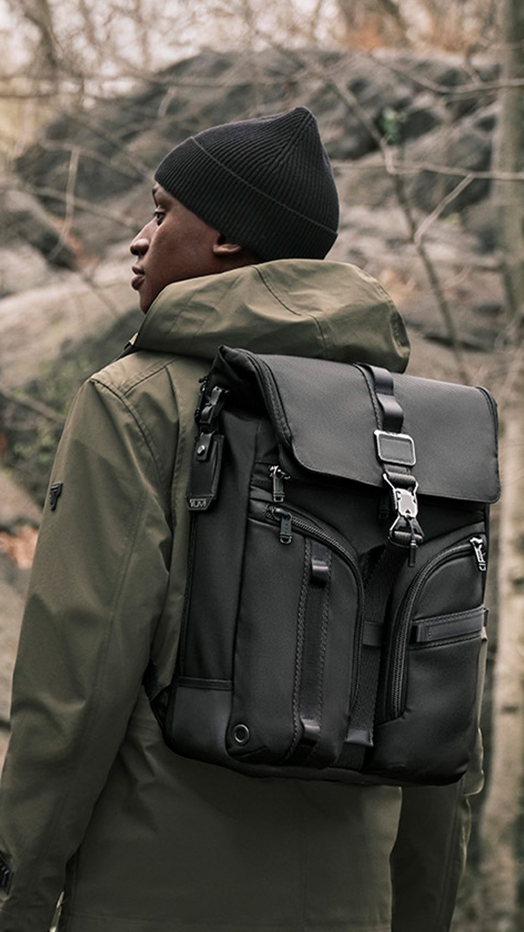 TUMI 2025 秋季系列正式登場!50 週年限定色系、電光藍首發包款⋯一次看!