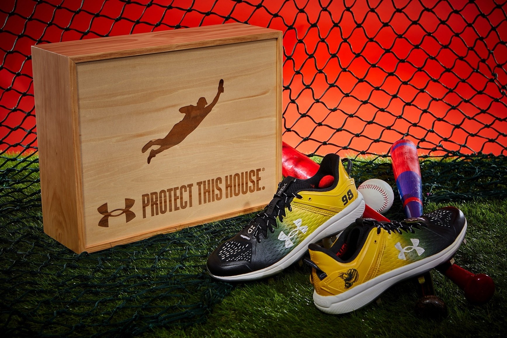 UNDER ARMOUR打造專屬「TEAM UA GIFT BOX」選手英姿剪影引領TEAM UA持續前行 力挺職棒戰將主宰球場!