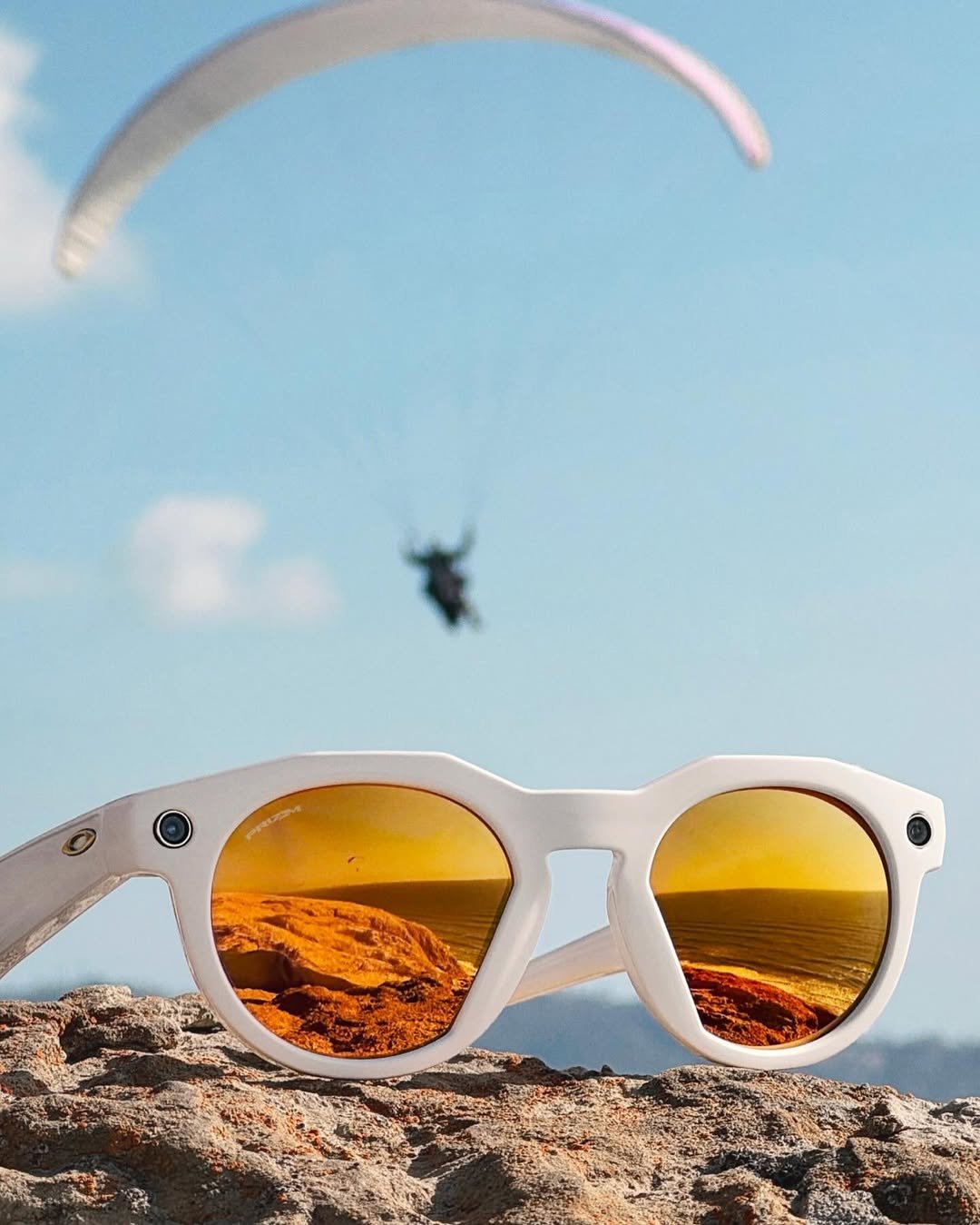 Meta x Oakley 推出全新一代 AI 智慧眼鏡！主打 3K 錄影、8 小時續航⋯發售情報一次看！