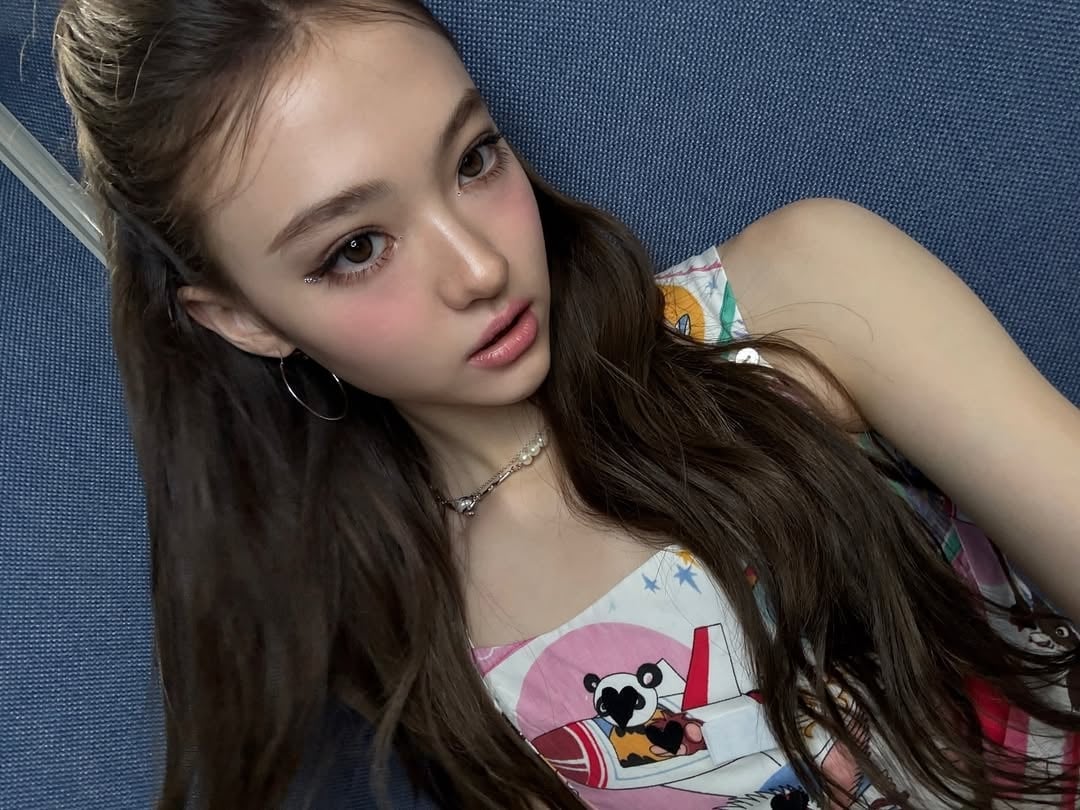 MEOVV ELLA 中分公主頭髮型