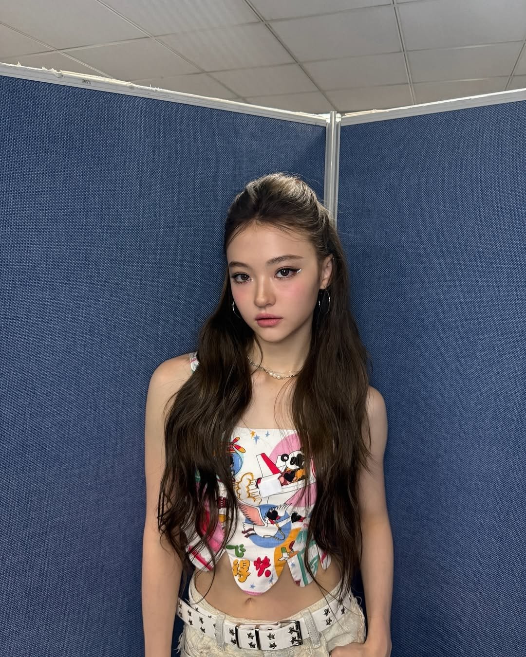 MEOVV ELLA 中分公主頭髮型