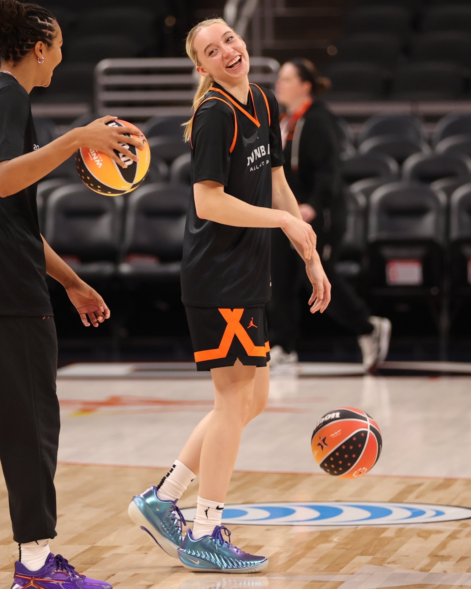 Nike G.T. Cut 4 首度正式曝光！WNBA 超新星 Paige Bueckers 搶先上腳！