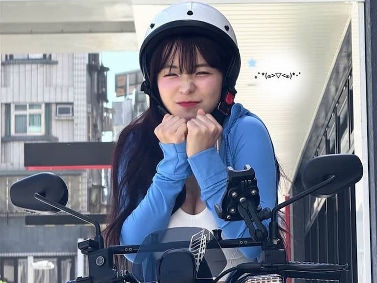 李多慧騎車買麥當勞!瑜珈褲秀「翹臀曲線」網看傻:「會塞車!」【野生抓正妹】