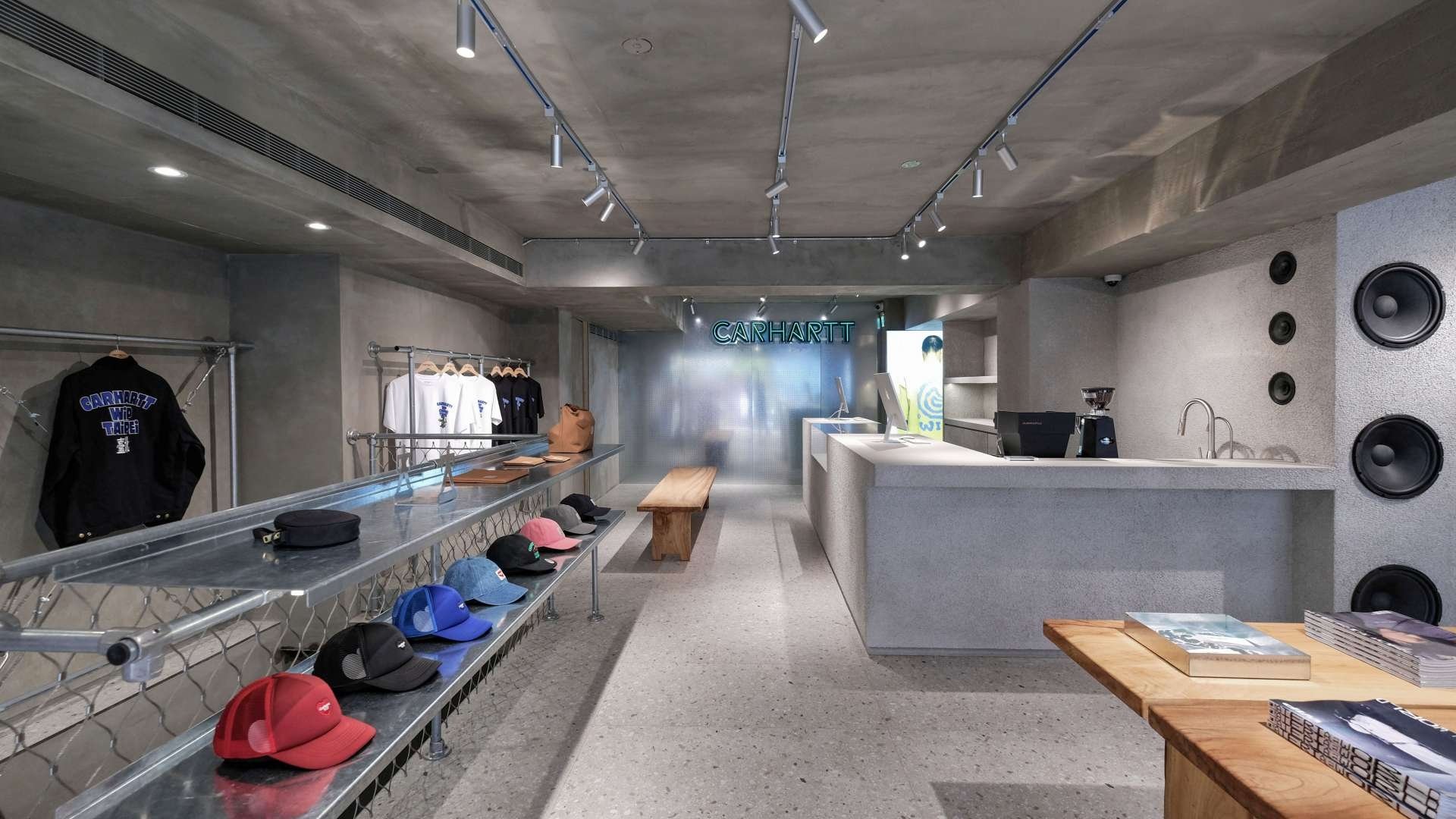 Carhartt WIP 台北旗艦店全新開幕!咖啡區專屬空間+山椒魚限定短 T 登場!