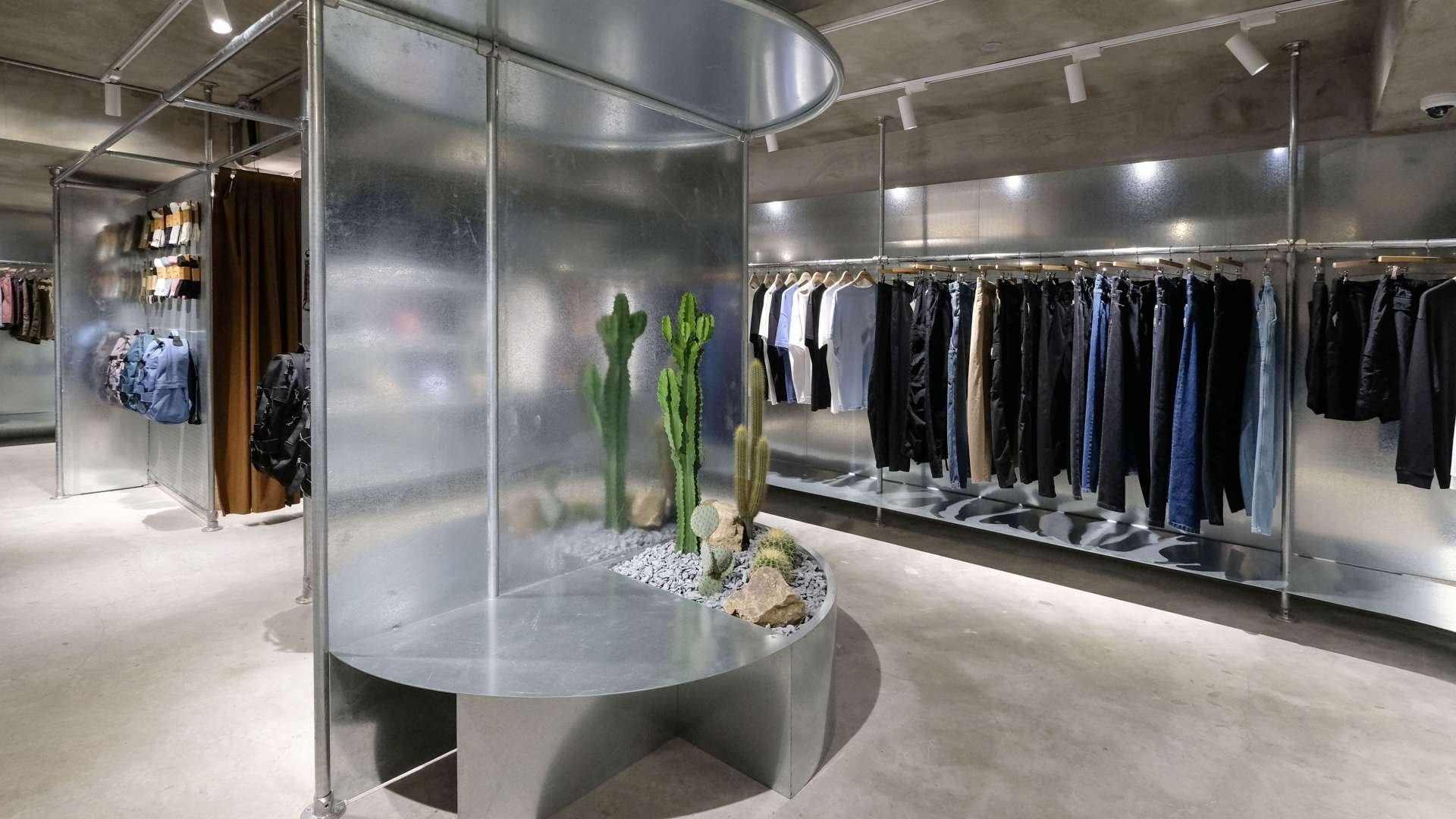 Carhartt WIP 台北旗艦店全新開幕!咖啡區專屬空間+山椒魚限定短 T 登場!