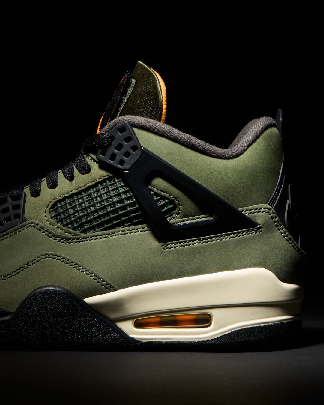 UNDEFEATED與Jordan Brand重磅再啟傳奇聯名,經典神鞋Air Jordan 4隆重回歸