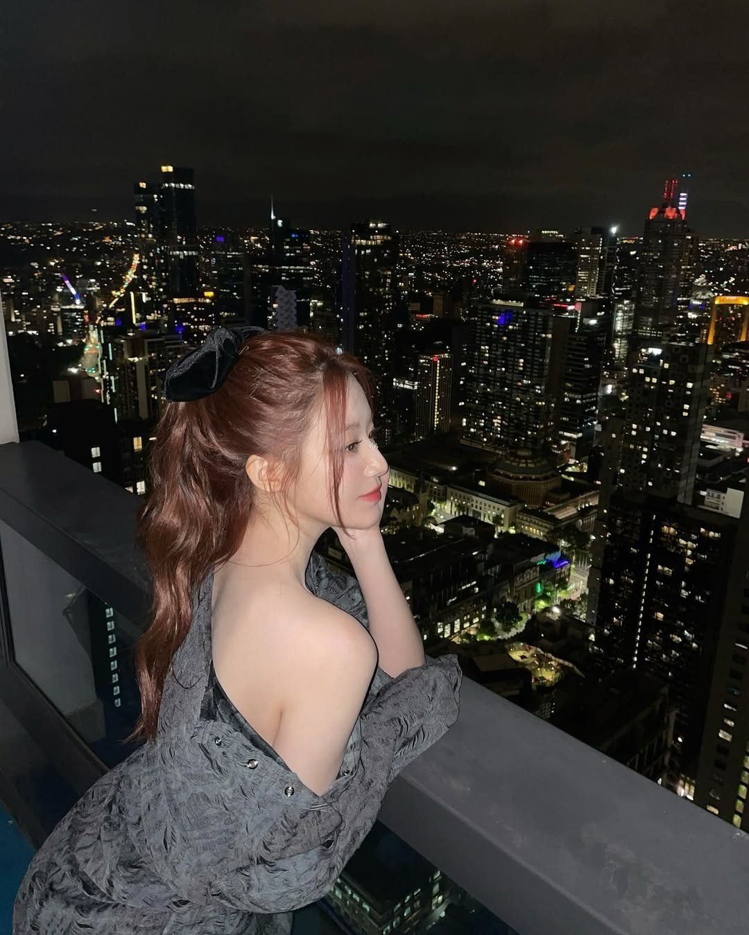 i-dle/(G)I-DLE 舒華首次公開首爾豪宅,冰箱滿滿酒瓶羞喊:「買了沒喝!」