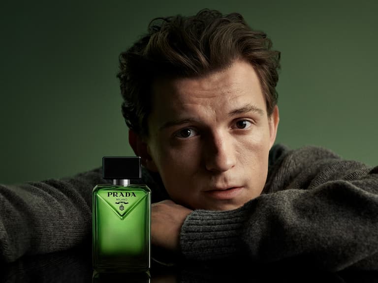 湯姆霍蘭德 Tom Holland 正式代言 PRADA Beauty!成全球首位男性大使、全新男性香水同步亮相!