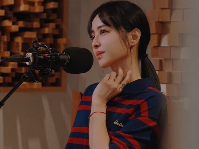 蔡依林 Jolin 無預警推出 Podcast 節目!AI 助手「變聲」成布萊德彼特 Brad Pitt 掀熱議!