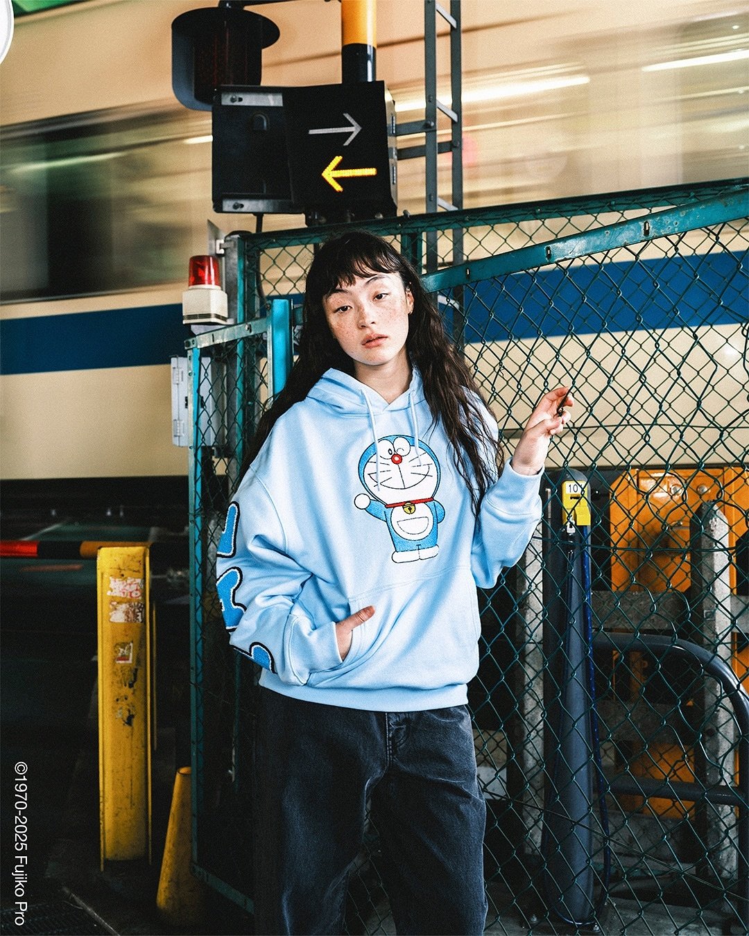 Palace x《哆啦 A 夢》2025 秋冬聯名登場！Avirex  皮革外套吸睛亮相，發售詳情完整公開！