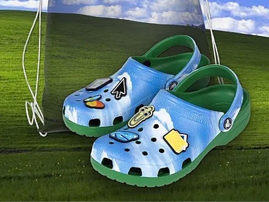 微軟 Microsoft 50 週年推限量款 Crocs！Windows XP 經典桌布直接上腳！