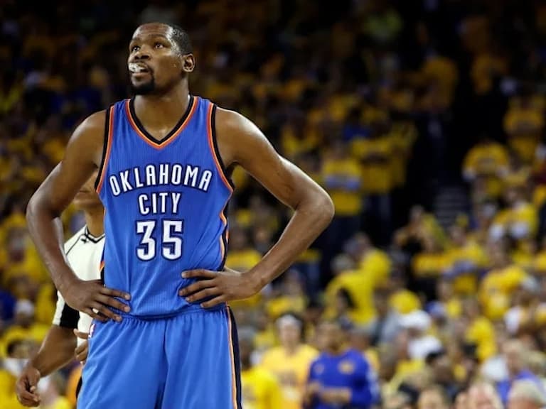 NBA/Kevin Durant 開酸雷霆:「都 10 年了總該奪冠吧笑死!」