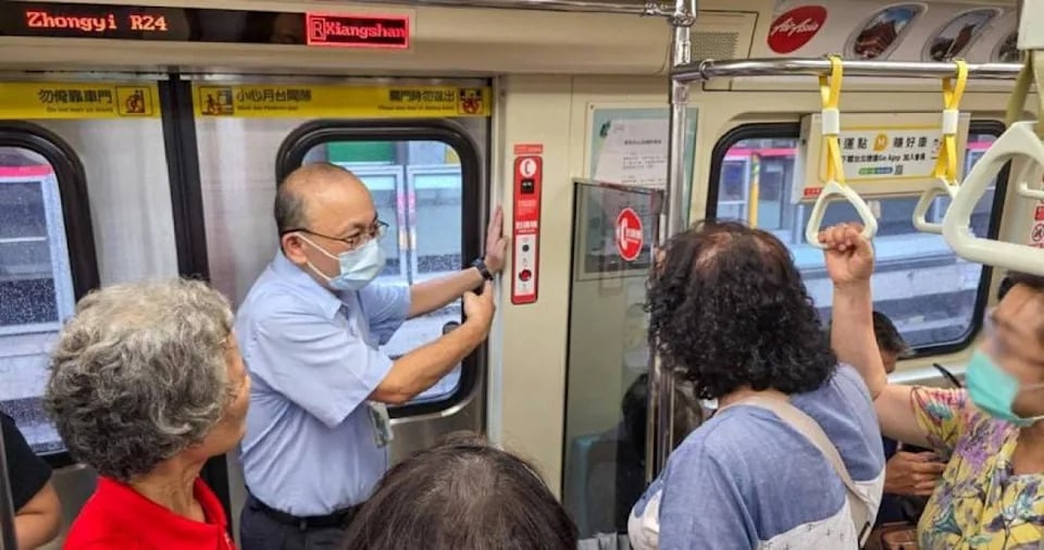 台北捷運跑馬燈終於升級改版！網友讚爆：「終於不再坐過站了！」