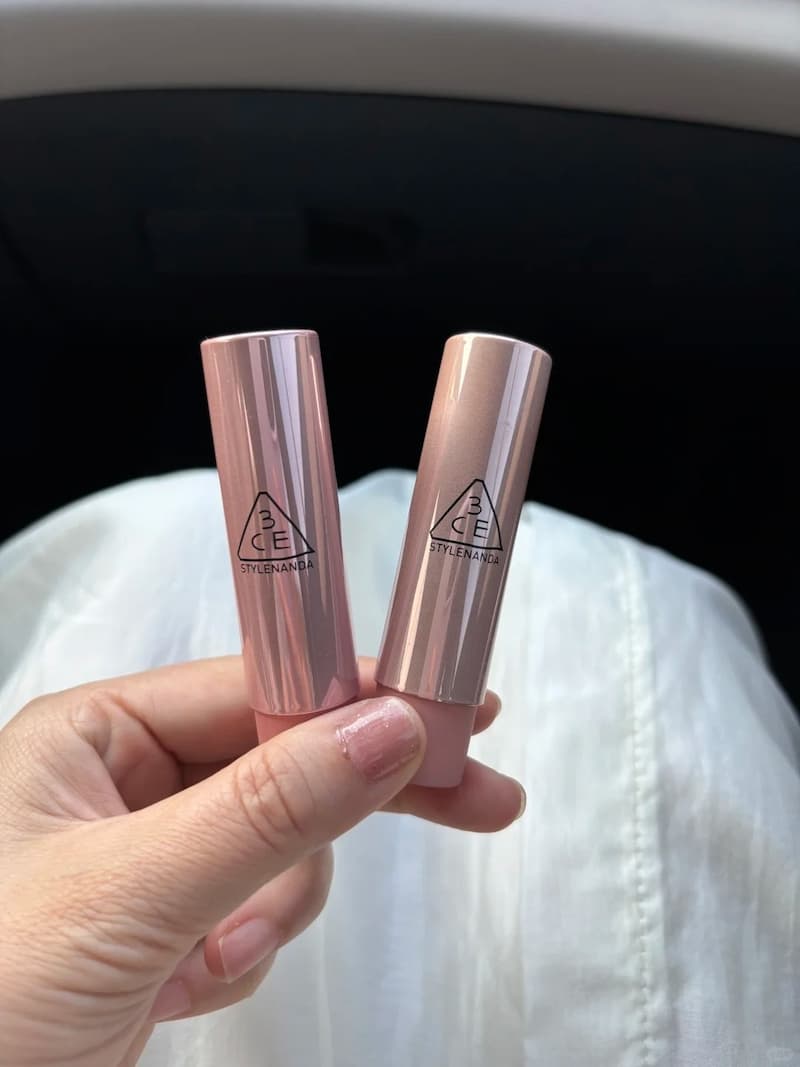 Olive Young 必買商品推薦：3CE－潤唇膏