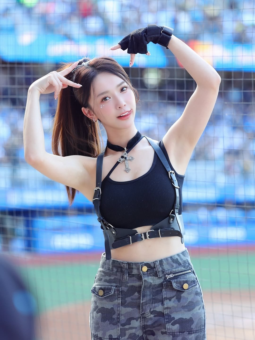 禾羽登上 MLB 教士隊台灣日！美國飯店泳池解放南半球完全藏不住！【野生抓正妹】