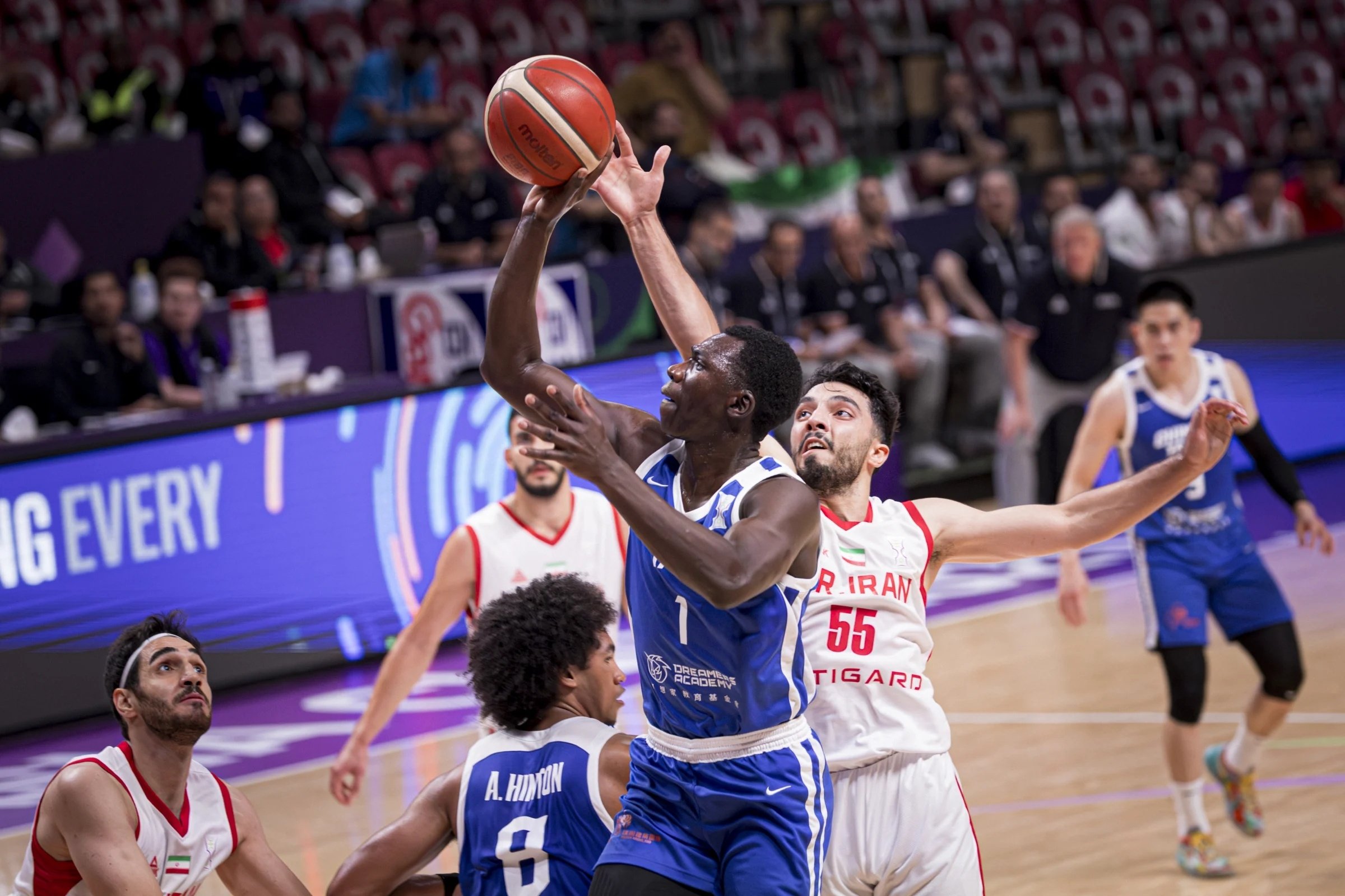 FIBA 亞洲盃官方社群發「迷因梗圖」疑嘲諷中華隊輸球！廣大網友砲轟「太不尊重人！」