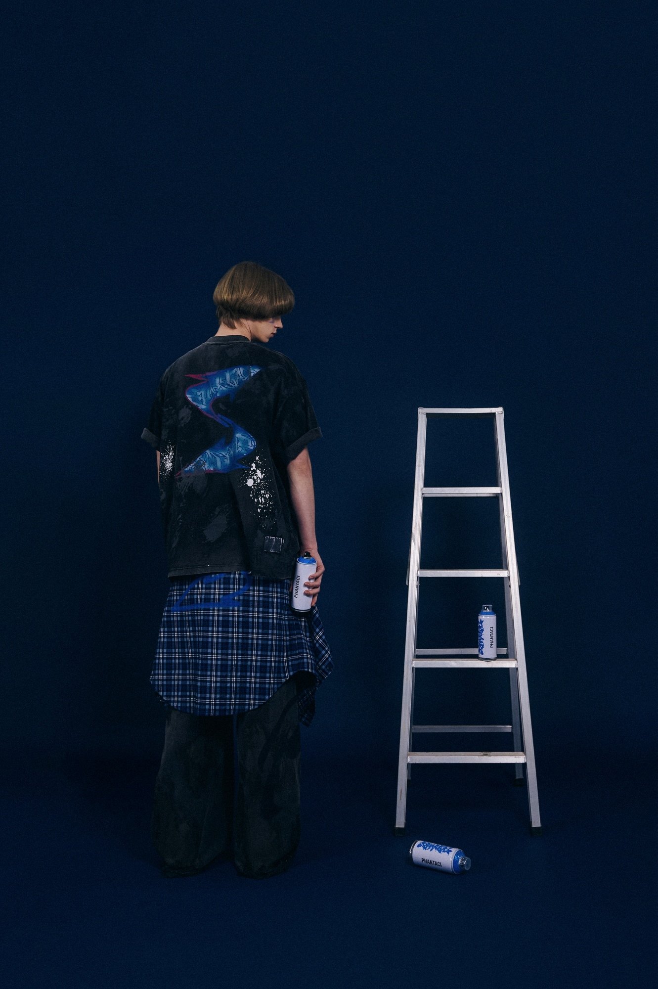 塗鴉傳奇 STASH 首度來台，限量簽名會同步登場！攜手 PHANTACI x Mitchell & Ness 三方聯名系列 8/30 正式發售