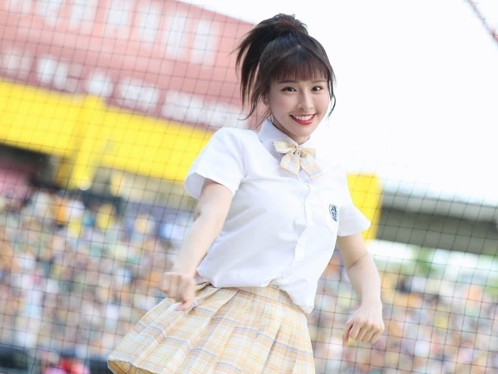 峮峮缺席《飢餓遊戲》錄影遭批！經紀人：「並非刻意缺席！」