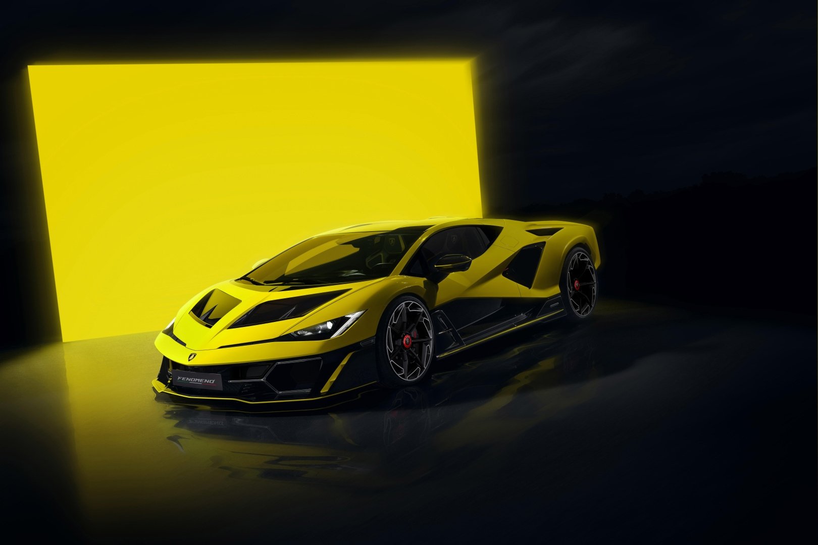 Travis Scott 搶先演繹全新超跑 Lamborghini Fenomeno，1080 匹馬力狂飆最速紀錄！