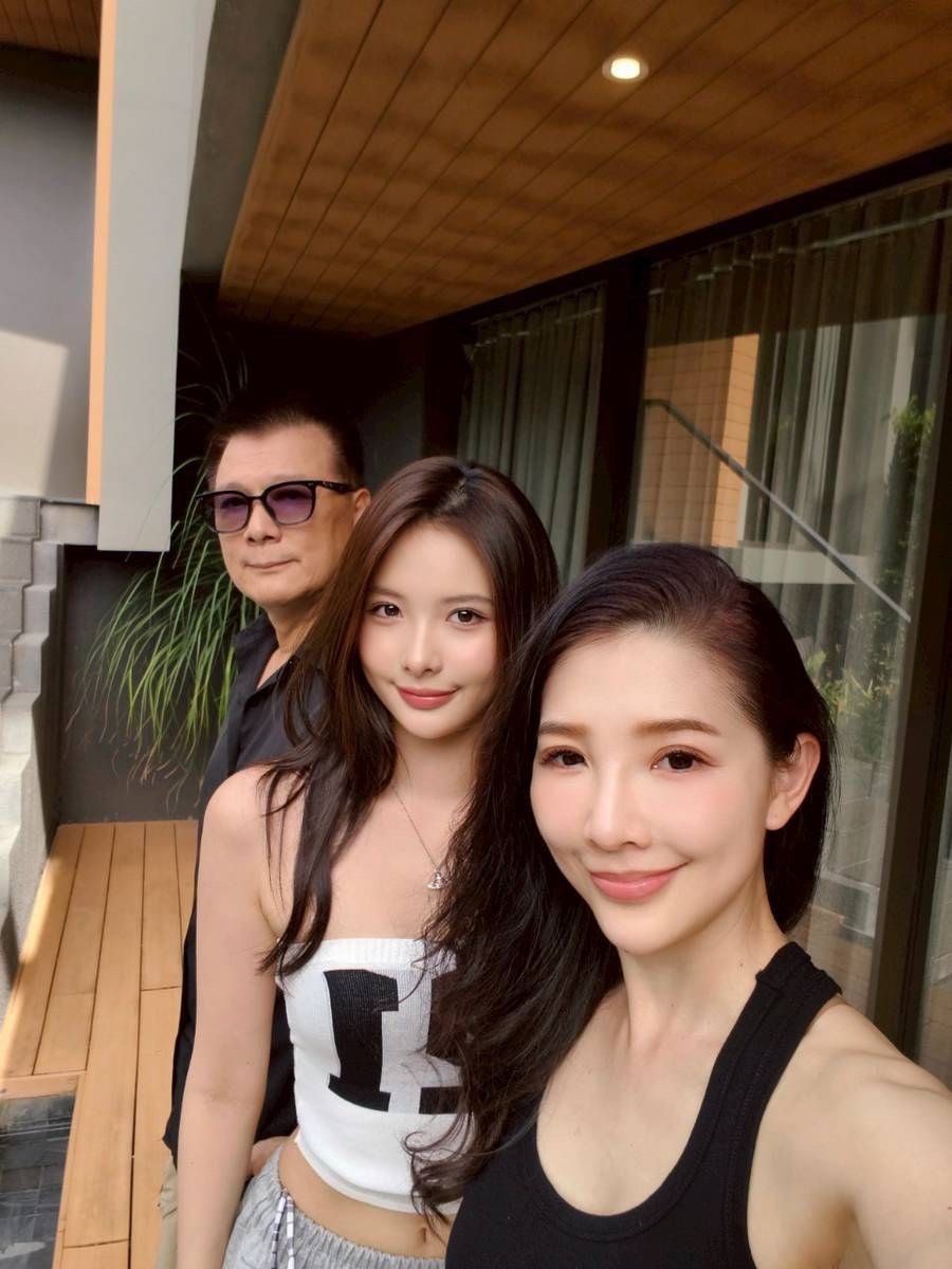 蔡詩萍女兒蔡中泠絕美顏值曝光!網暴動搶認岳父!