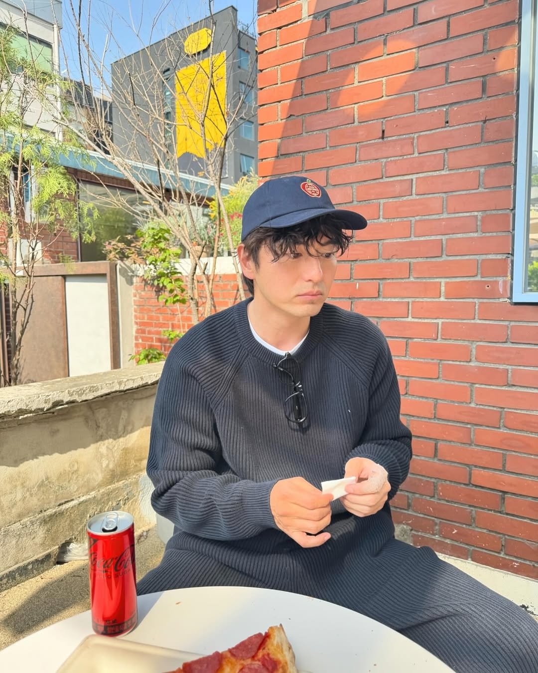 Netflix《夢想成為律師的律師們》「李陣郁」5 套私服穿搭帶你看懂他的時尚魅力！