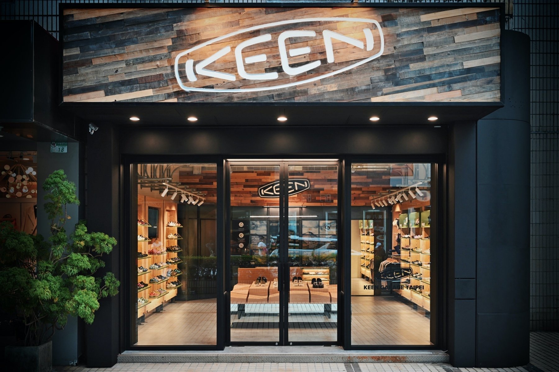 KEEN Garage Taipei 全台首間專賣店插旗東區！人氣 Uneek 系列、限定聯名款完整收錄！