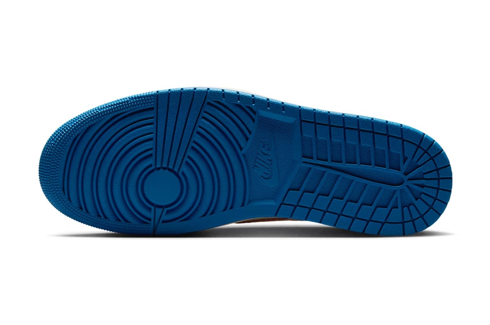「閃電倒鉤 2.0」Travis Scott x fragment design x AJ1 發售情報正式公開！
