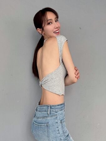 小薰黃瀞怡變瘦辣照曝光!瘦到「4 字頭」引網直呼像整形!