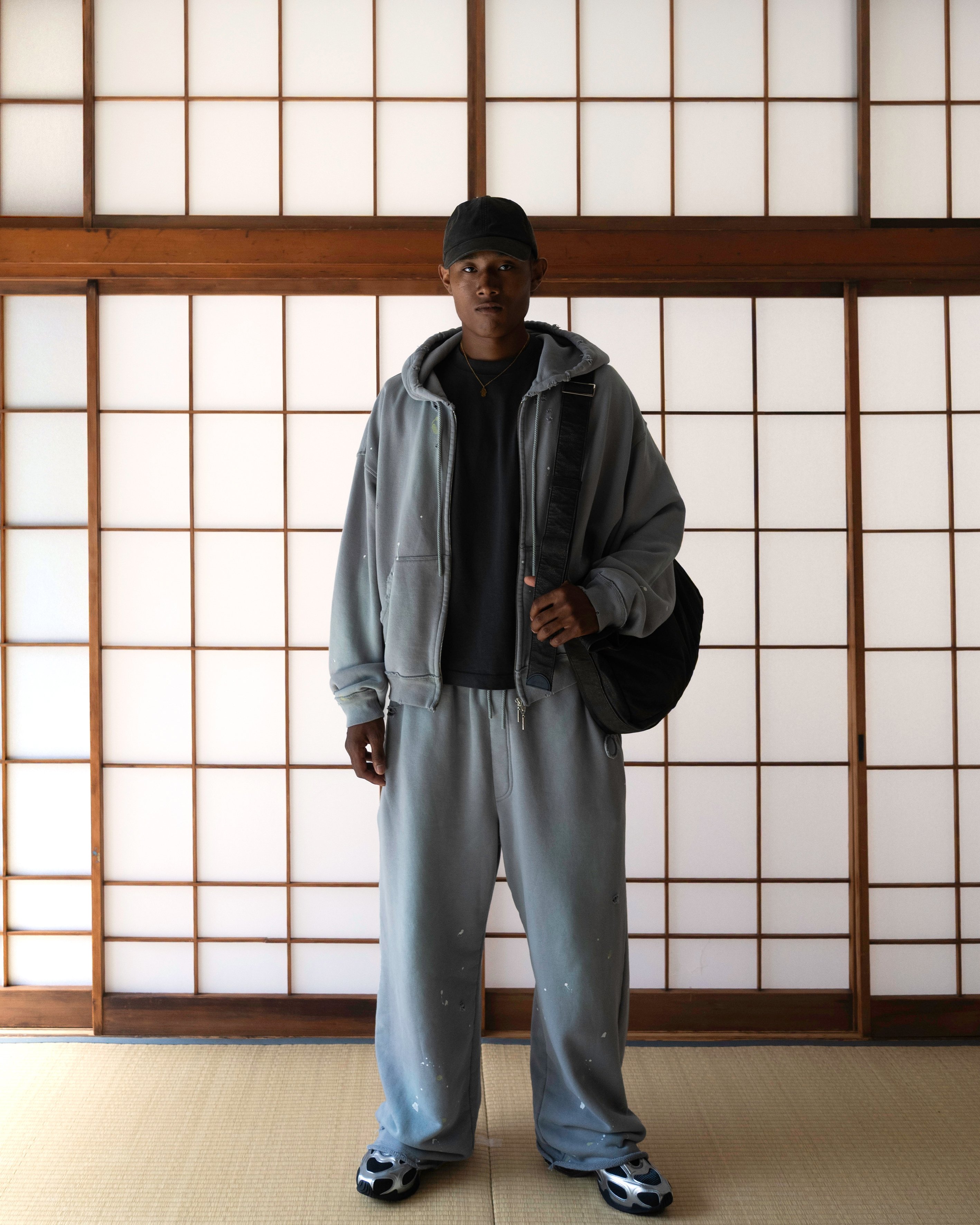 楊艾倫 YANGI x UNITED ARROWS 聯名登場!別注單品、期間限定 POP-UP 同步展開!
