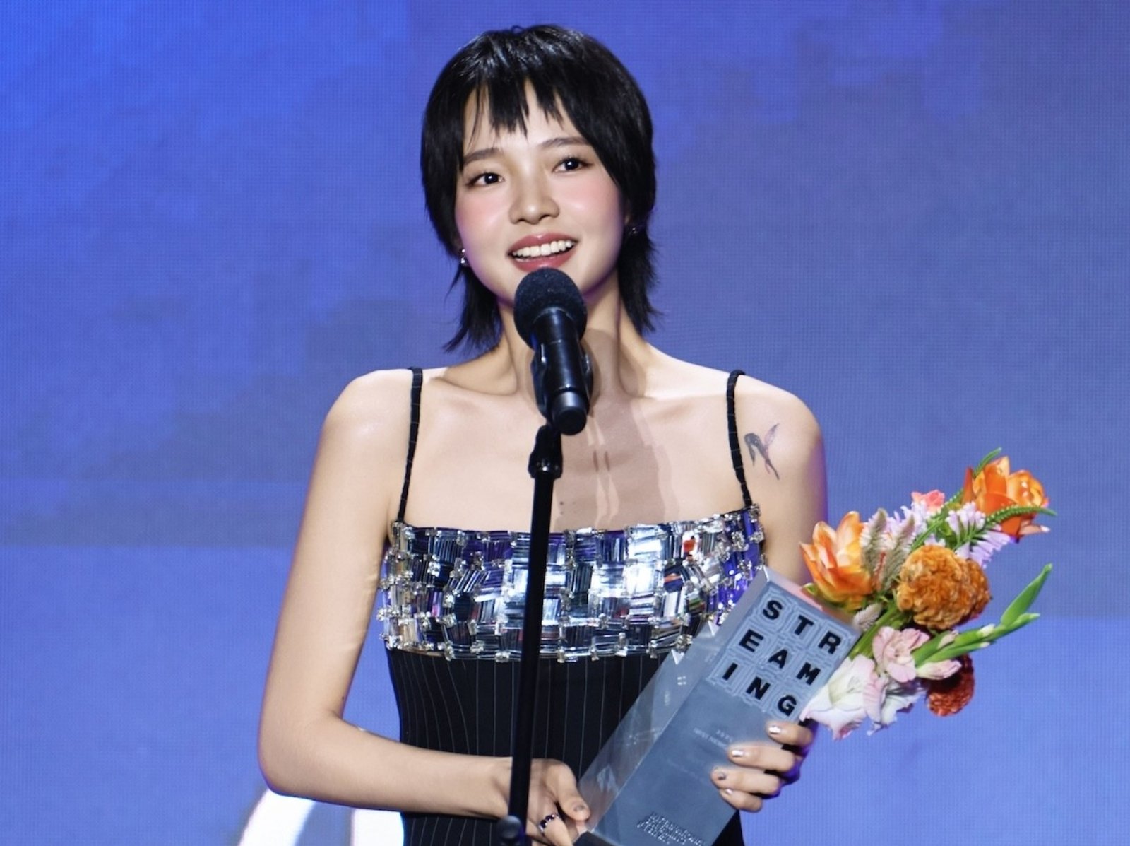 《影后》史艾瑪林廷憶奪「全球 OTT 大獎」！「胖姐」鍾欣凌親頒引熱議！