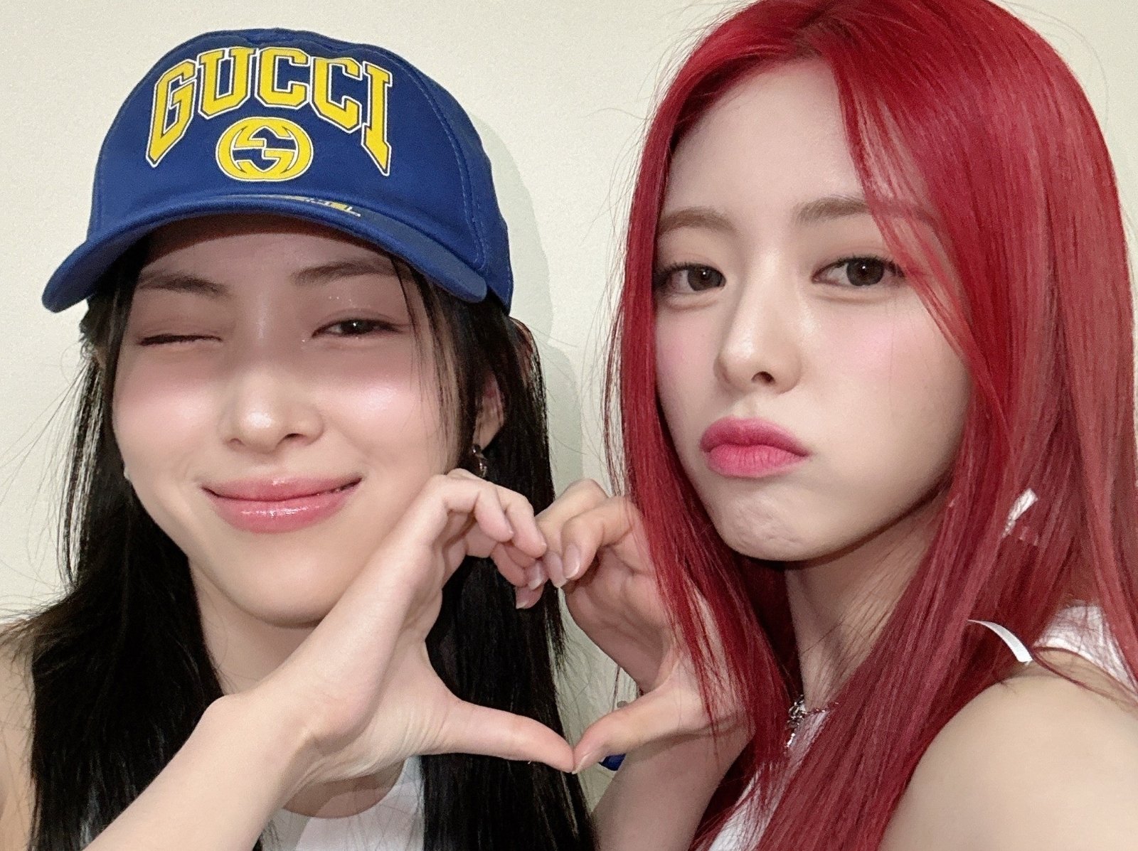 ITZY Yuna 申有娜身高 170 機場穿搭辣到申留真逃跑！？網笑：「美到沒朋友！」
