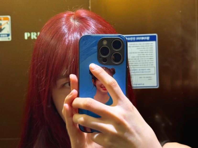 李多慧 Threads 公開全新紅髮造型！粉絲狂讚：「夢回 2021！」