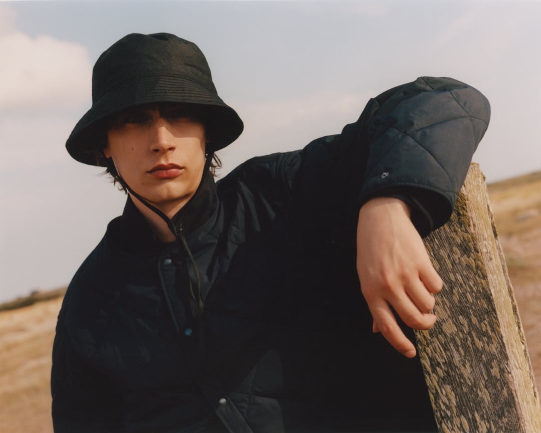 Barbour攜手Kaptain Sunshine推出AW25聯名系列