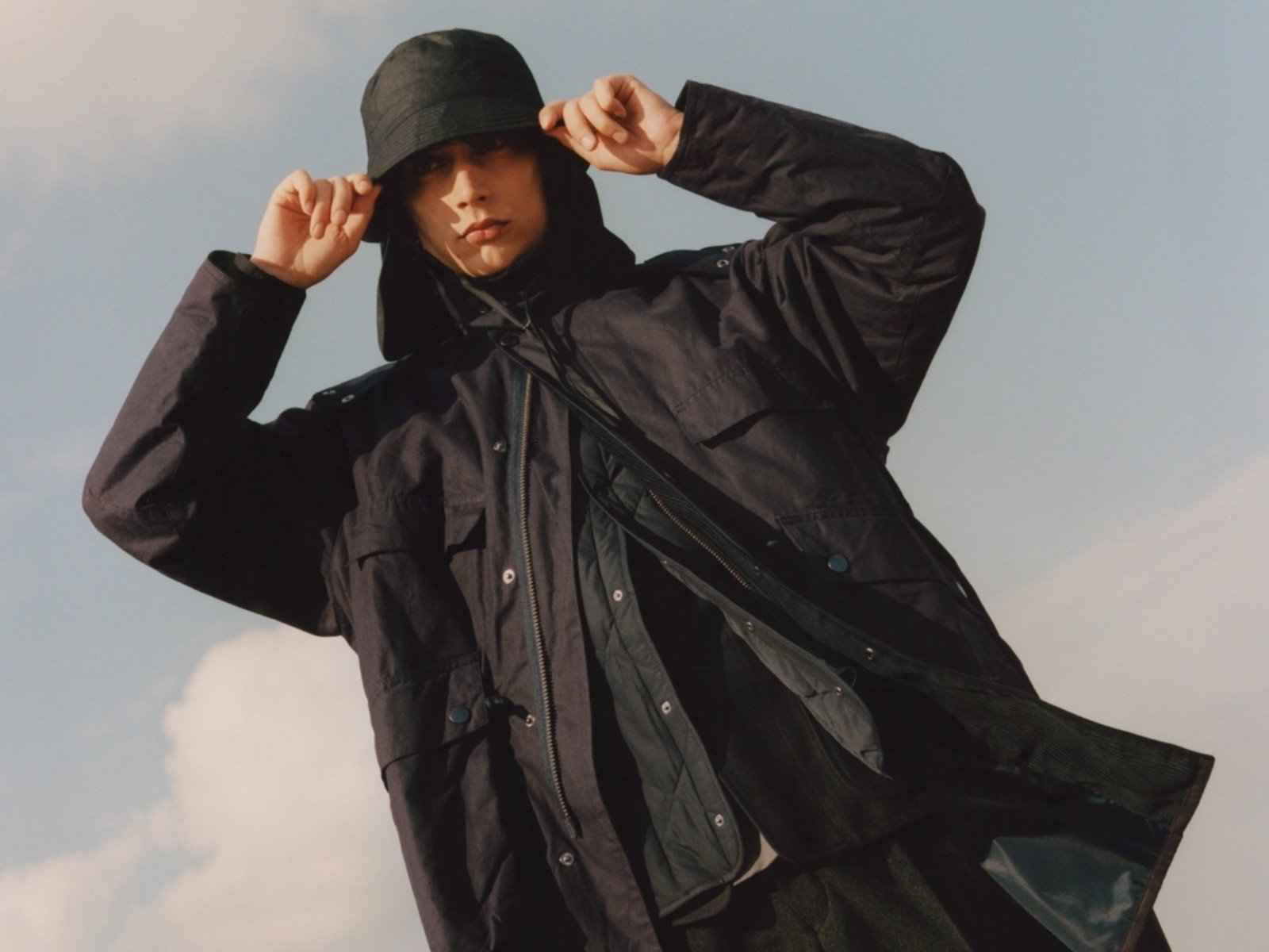 Barbour攜手Kaptain Sunshine推出AW25聯名系列