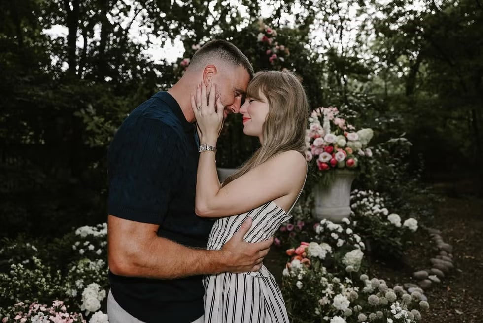 泰勒絲結婚家寧感動飆淚!網友撈 Andy 求婚片段質疑:「當時為何拒絕?」