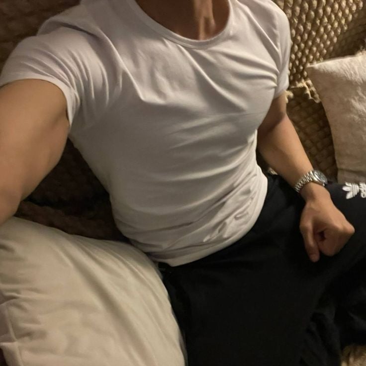 男生香水噴法