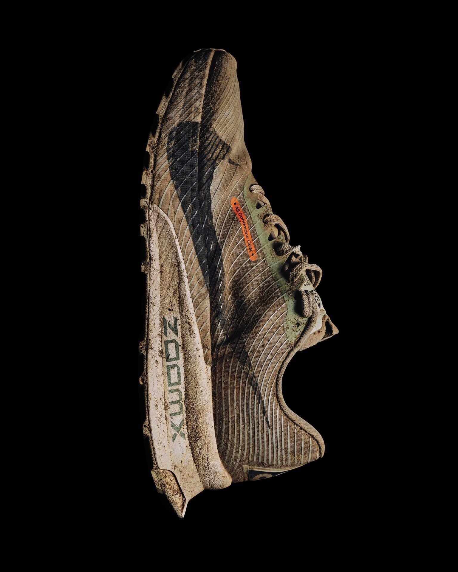 Nike ACG Ultrafly 全地形超級跑鞋正式登場!三大頂尖科技、累積 3 萬英里測試⋯亮點一次看!
