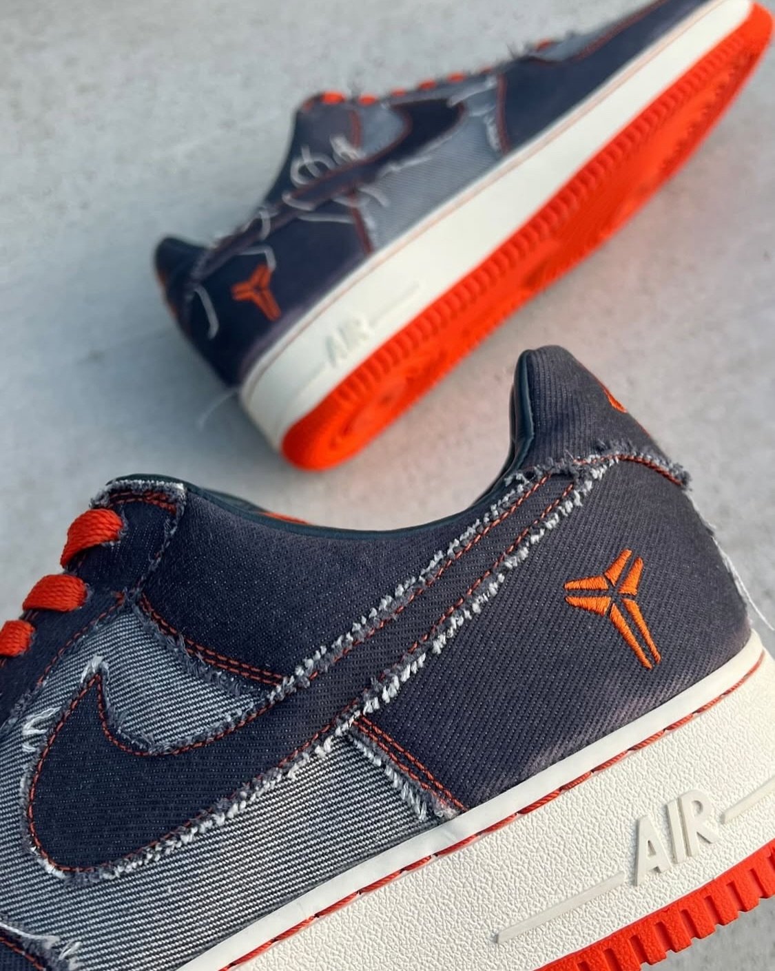 Kobe Bryant x Nike Air Force 1 Low Protro「Denim」正式曝光!「聖杯級」傳奇球鞋強勢回歸!