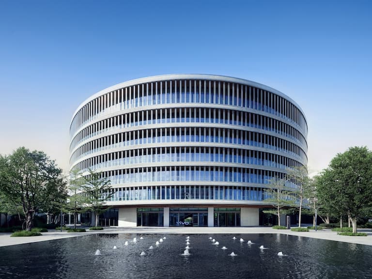 vivo 30 週年 / 走進東莞新總部，探索智慧製造與藍科技願景！