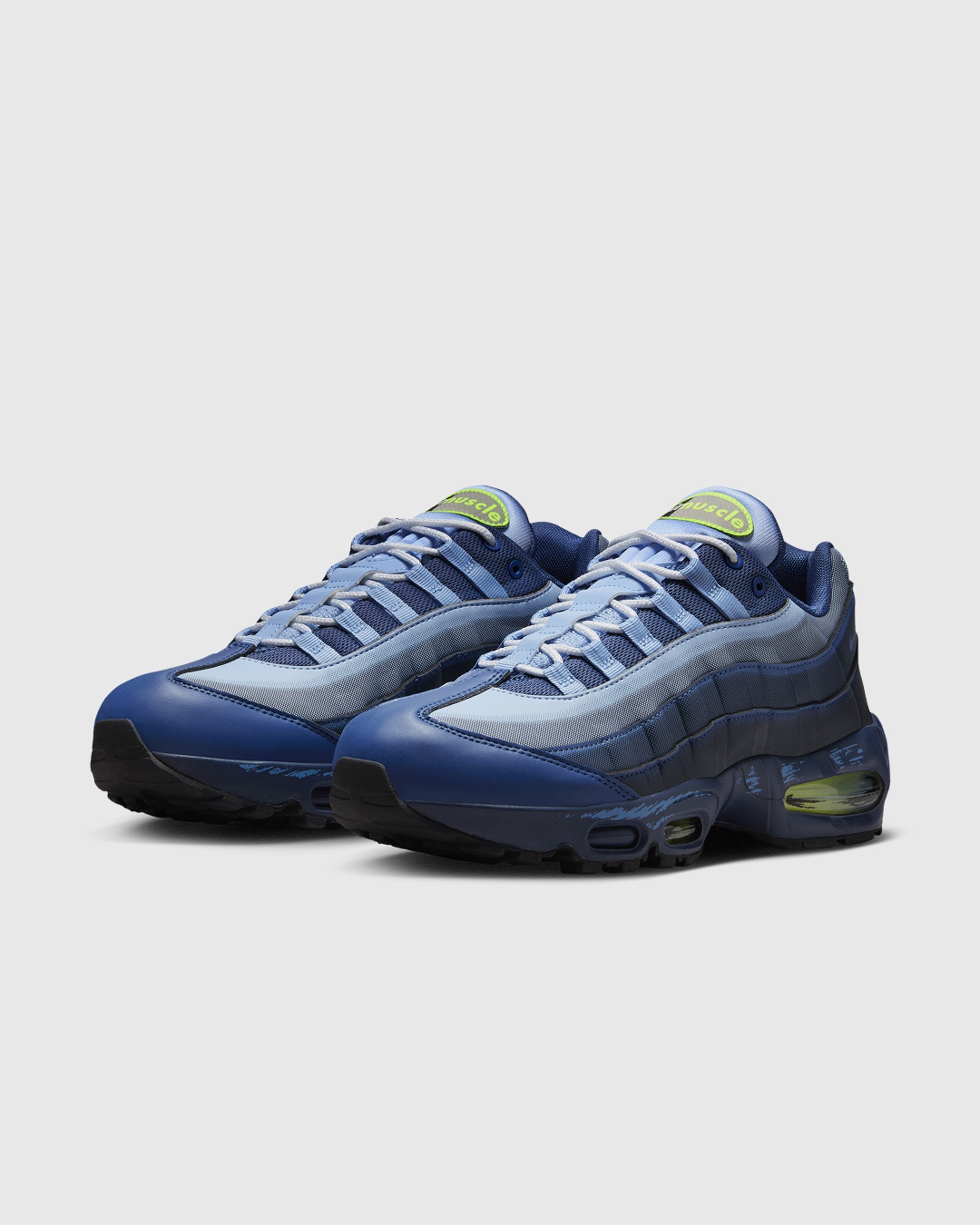 2025 年 9 月球鞋推薦:閃電倒鉤 2.0 登場、《遊戲王》x Nike、Salehe Bembury x NB⋯多款重磅聯名不容錯過(不斷更新)