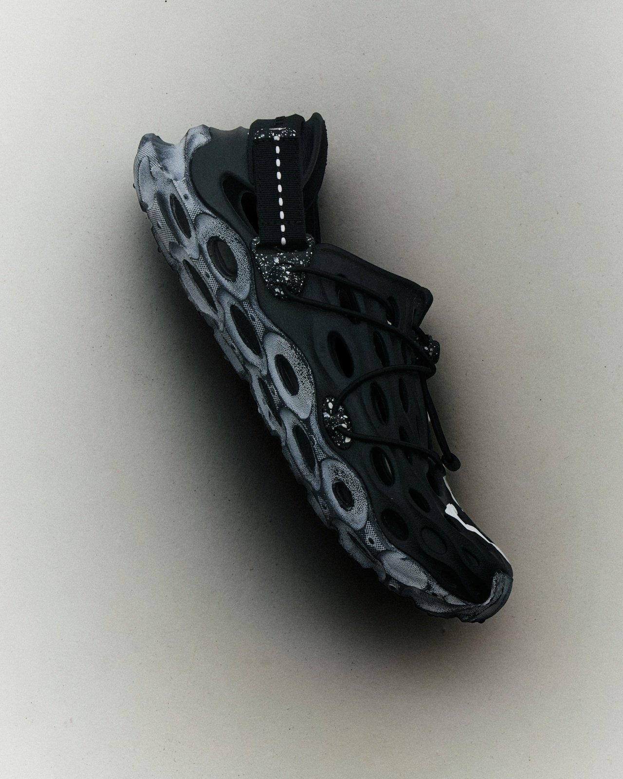 MERRELL 1TRL 全台首店南港 LaLaport 開幕!四大亮點鞋款搶先看、「機能 × 時尚」全新據點!