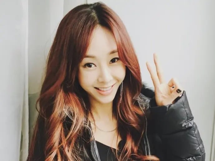 G.NA 近況曝光!性醜聞風波消失 9 年首度發聲:「你的故事還沒結束!」