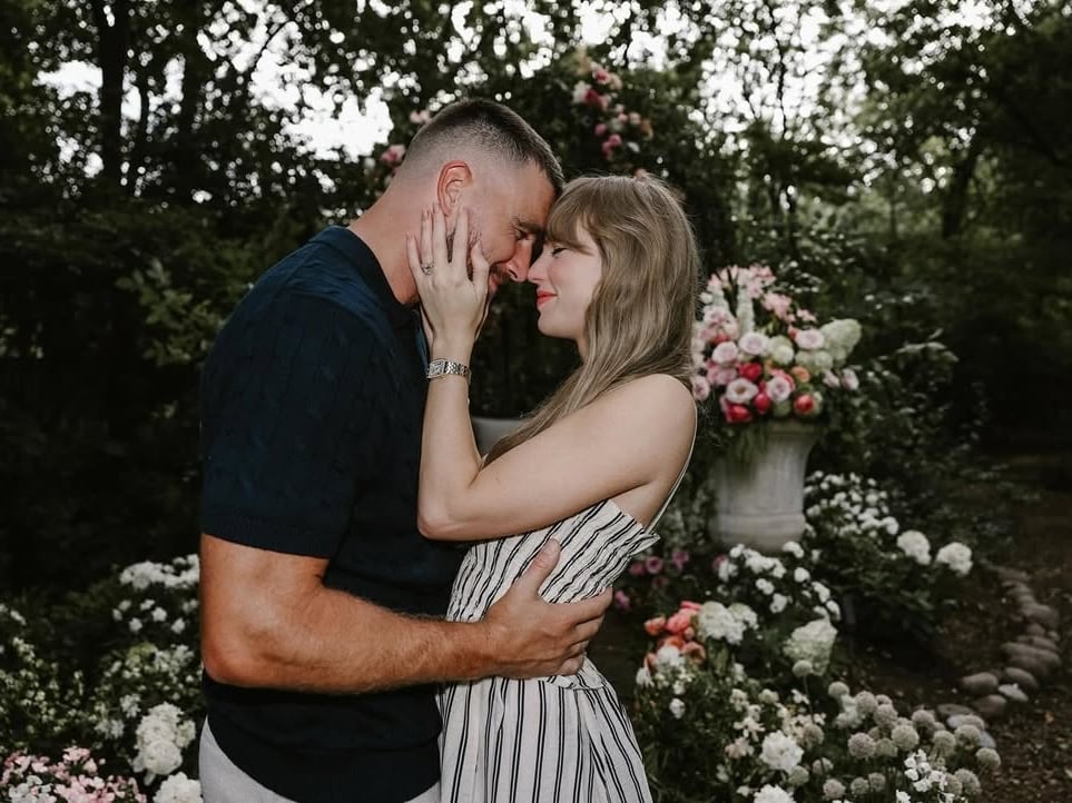 特拉維斯凱爾西 Travis Kelce、泰勒絲 Taylor Swift 求婚成功！自曝原打算水上求婚，網友笑虧：「差點入前男友歌曲！」