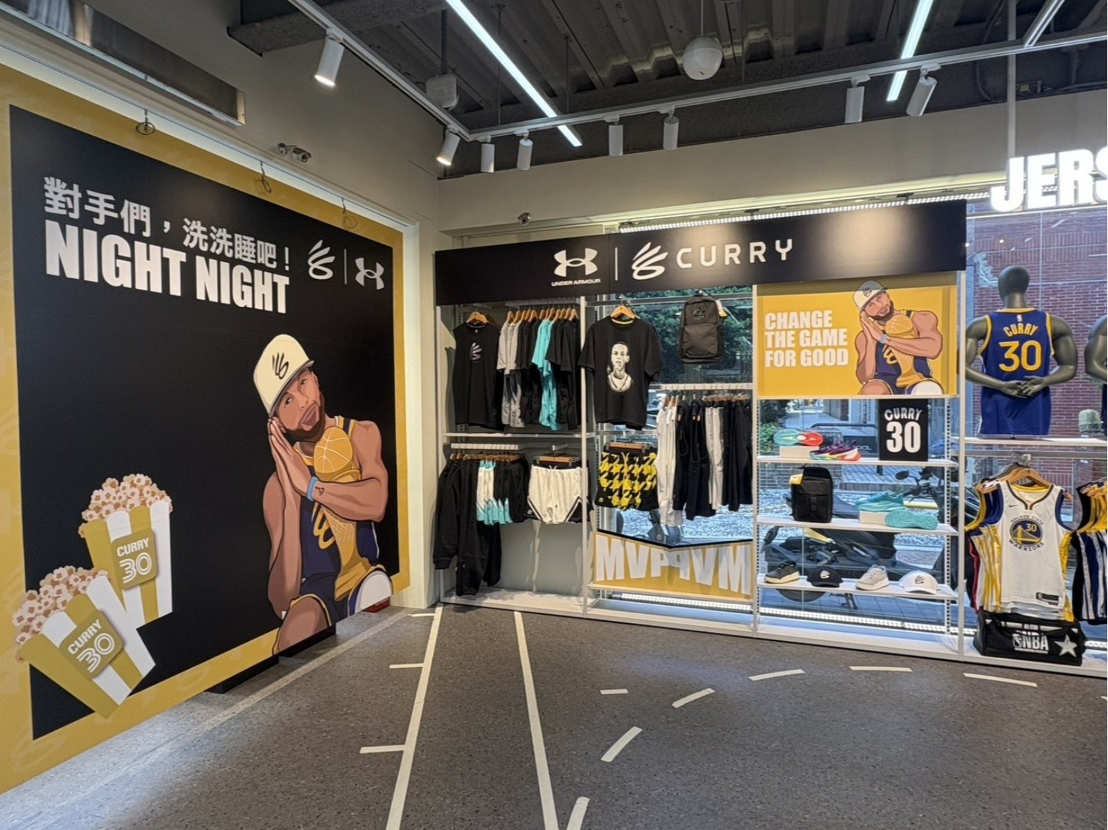 UA Curry Brand攜手NBA Flagship Store Taipei共創經典