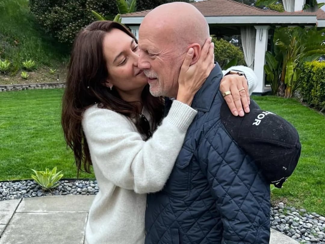 布魯斯威利 Bruce Willis 失智震撼全球！妻子艾瑪新書揭病程心聲：「這個病不斷在低吼著！」